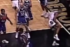 歷史最強狀元秀！大學(xué)時期鄧肯恐怖的統(tǒng)治力！攻防大殺器！