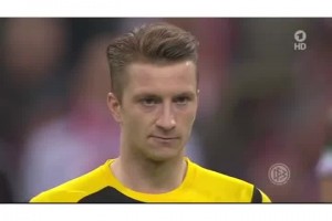 羅伊斯看著萊萬(wàn)：后來(lái)你們都去了拜仁，只有我留守在多特