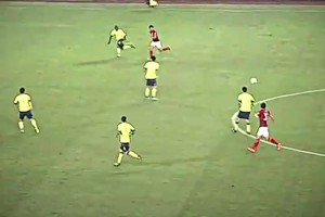 領(lǐng)球這下太漂亮了！13年亞冠決賽艾克森這球太不講理了！