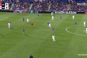 皇馬取得領(lǐng)先！姆巴佩轉(zhuǎn)身抽射打破僵局！居萊爾直塞送助攻！