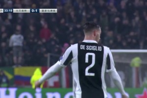 當年西媒獨家鏡頭：C羅主罰點球前后，皇馬尤文兩隊球員斗智斗勇