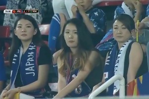 名場面！當年網(wǎng)上瘋傳的日本母女球迷