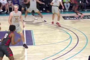 悲壯的個(gè)人秀！19年籃球世界杯易建聯(lián)對(duì)陣尼日利亞狂砍27分集錦！