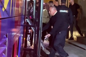 巴薩球隊(duì)已經(jīng)抵達(dá)馬德里，準(zhǔn)備參加今晚的西班牙國家德比！