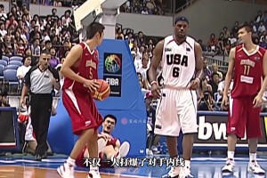 巔峰姚明太強(qiáng)了！一人打爆夢(mèng)之隊(duì)內(nèi)線，牽扯讓CBA隊(duì)友輕松得分