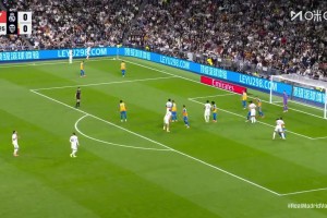 皇馬領(lǐng)先！米利唐頭球造成對(duì)手手球犯規(guī)，姆巴佩點(diǎn)射破門