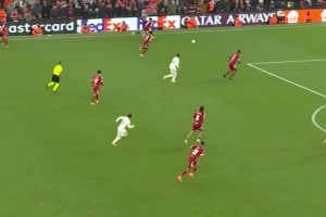 歐冠官方怒贊布拉德利：大師級(jí)表現(xiàn)，一己之力凍結(jié)皇馬邊路沖擊