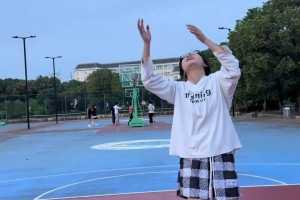 500萬的比爾，他炸了我都夸他香...