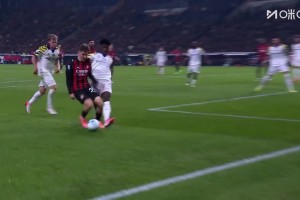 米蘭2球領(lǐng)先！薩56突破穿襠過人造點(diǎn)！萊奧主罰穩(wěn)穩(wěn)命中！