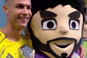 絕望了！多特球迷看到被漢堡絕平的精神狀態(tài)：